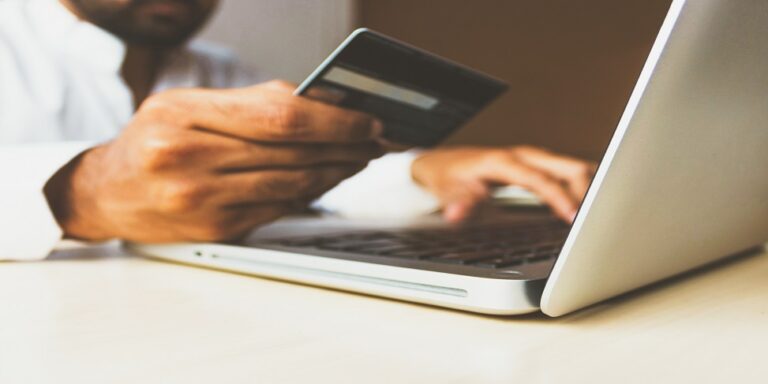 Badanie PayPo: zwroty w e-commerce