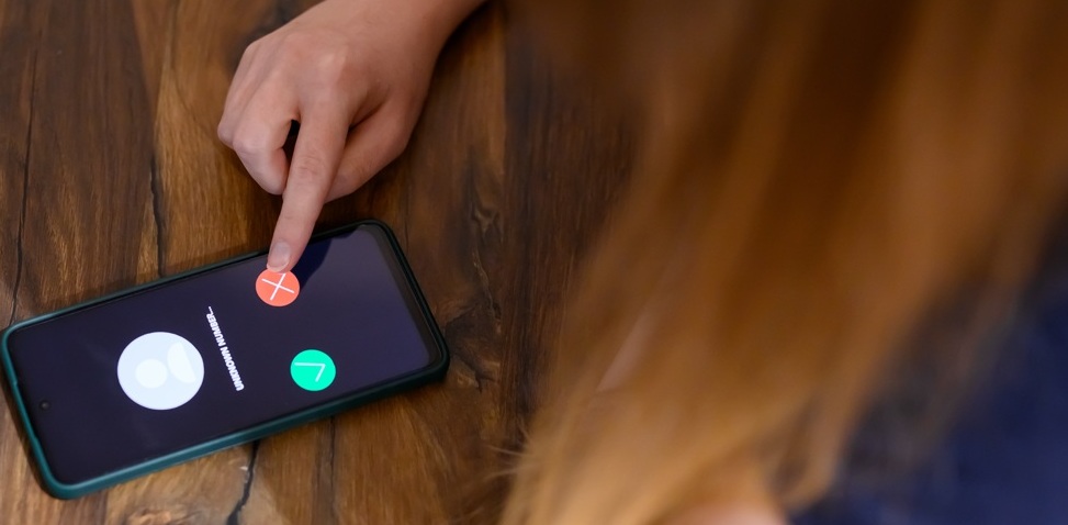 Odkryj, jak działa spoofing